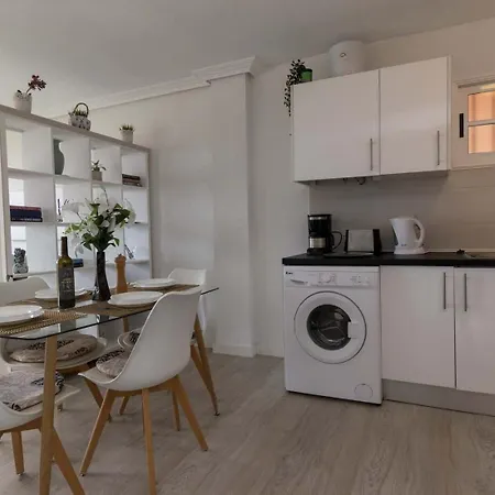 The Heights Cristianos Lejlighed